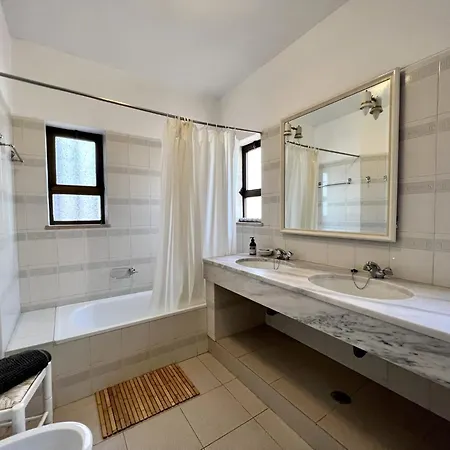 Stylish With Pool By Homing 4* Виламура