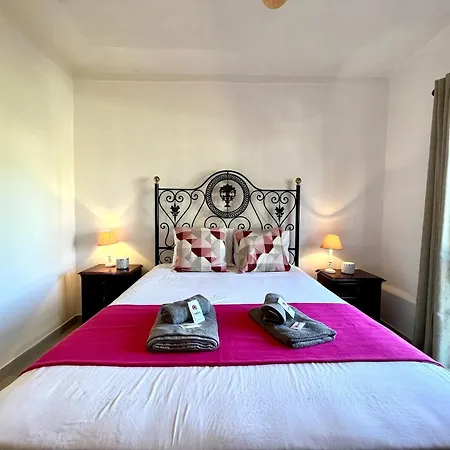 Stylish With Pool By Homing 4* Βιλαμούρα